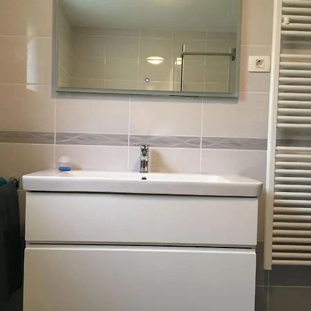 Apartman Lapanja 2 Mit Gemeinschaftsgarten *